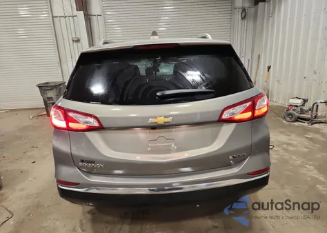 2018 Chevrolet Equinox Premier z USA, uszkodzony, nr VIN 3GNAXMEV3JS554372